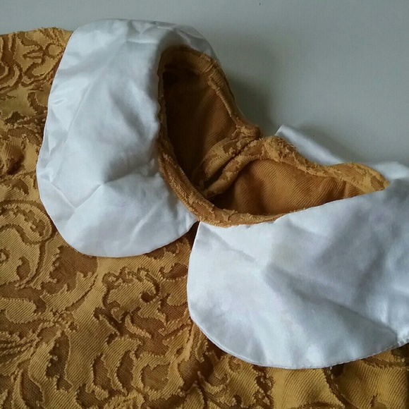 Persnickety | Gold Damask Collared Top - Picture 3 of 6